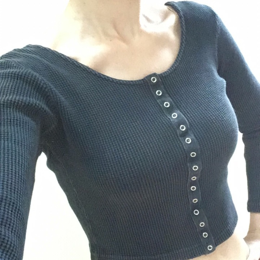 Waffle buttoned Crop Top